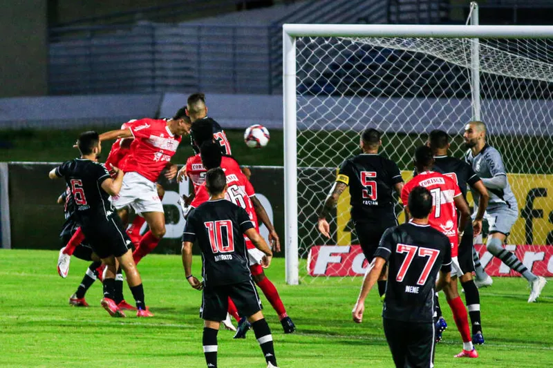 CRB também enfrentou o Vasco, no Estádio Rei Pelé, na Série B do ano passado