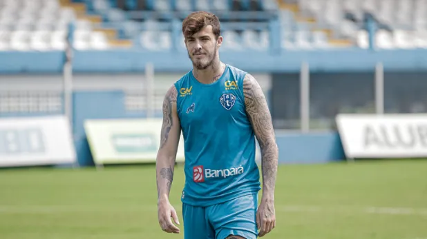 Ex-Paysandu, Vasco e Sporting Lisboa, Bruno Paulista foi confirmado no Azulão pelo presidente Omar Coêlho