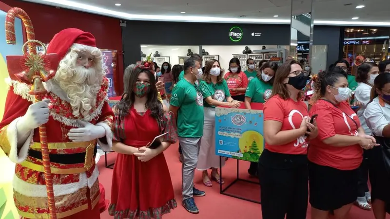 Imagem ilustrativa da imagem CARTINHAS AO PAPAI NOEL AGUARDAM ADOÇÃO EM MACEIÓ