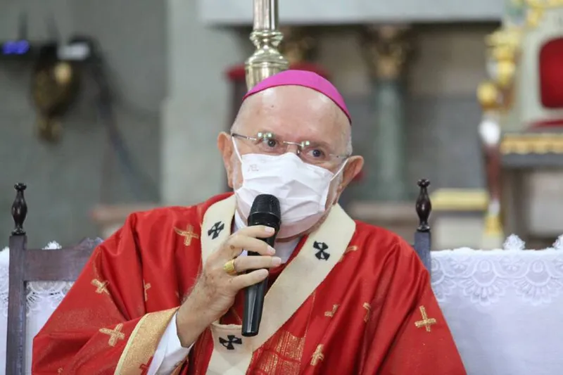 Após tratamento de diabetes, Dom Antônio Muniz voltou às celebrações presenciais durante esta Semana Santa