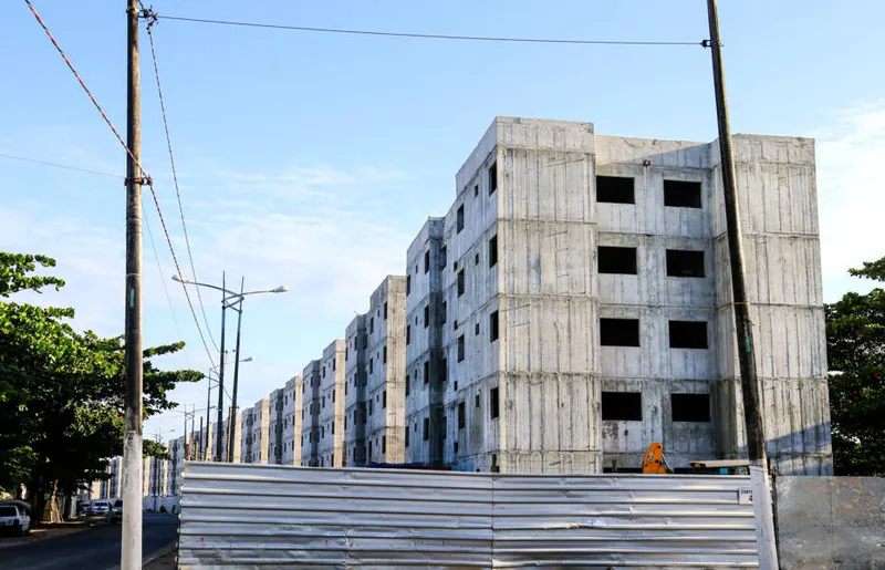 Maceió, 25 de fevereiro de 2022
Conjunte de prédios Residencial Parque da Lagoa. Localizado no bairro do no Vergel do Lago, em Maceió. Alagoas - Brasil.
Foto:@Ailton Cruz