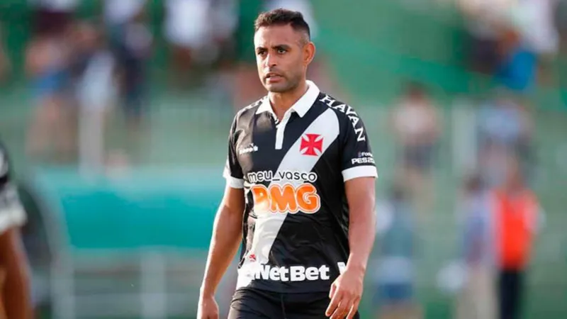 Famoso e experiente zagueiro Werley deve desembarcar em Alagoas nos próximos dias