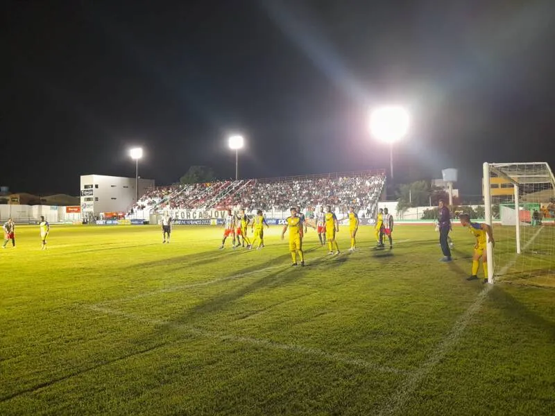 Após empate , Tricolorido e Arara seguem sem vencer no Estadual e ficam perto da zona do rebaixamento