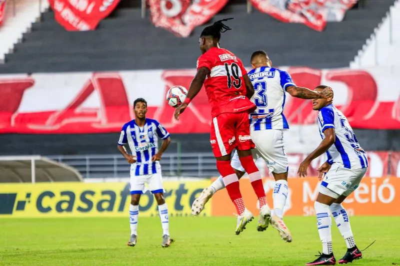 Azulão do Mutange e Galo da Pajuçara já ajustam calendário para o encontro que terão na terceira rodada do Campeonato Alagoano de 2022, onde buscarão mais um caneco