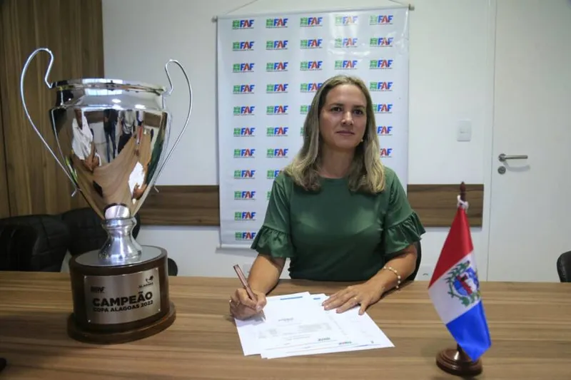 Lydia Pollyana Castela, secretária da Diretoria de Arbitragem, atuará como analista na decisão da Copa AL