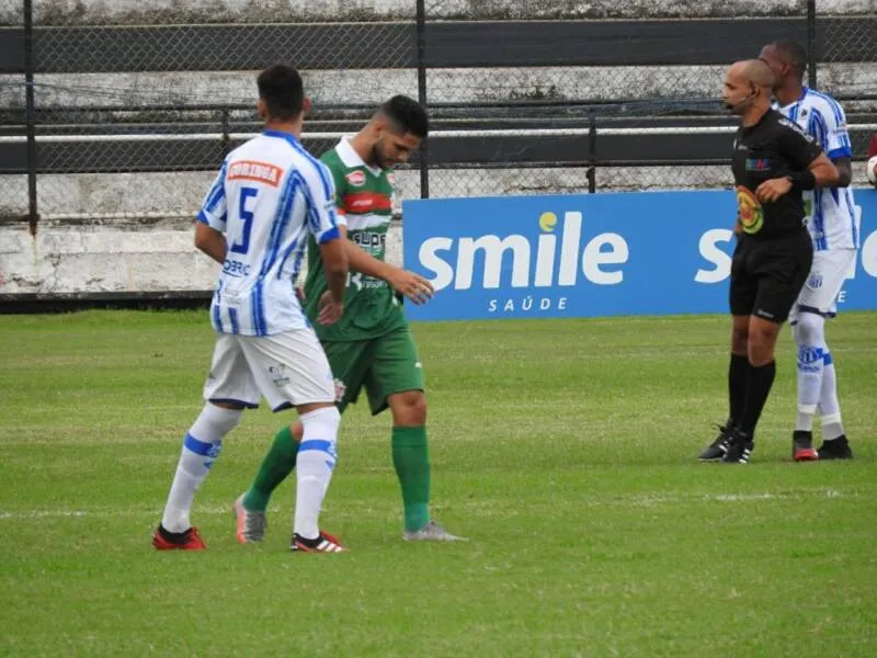 Azulão e Estrela do Sertão fazem um confronto clássico no Estádio Édson Matias, neste sábado (12), às 15 horas