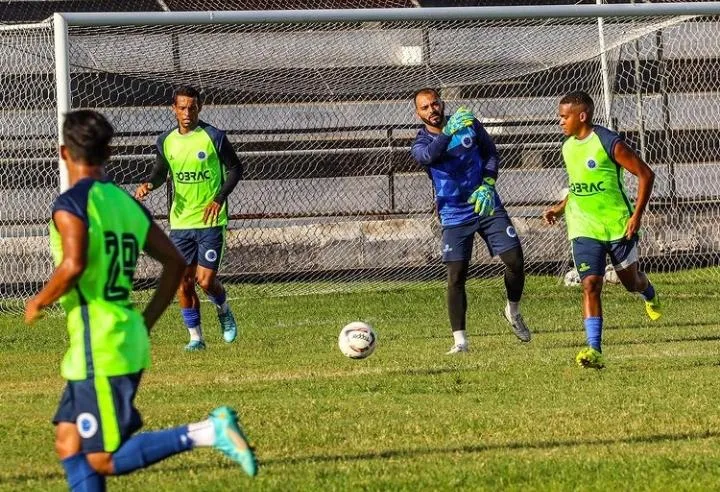 Cruzeiro de Arapiraca intensifica treinos visando à vaga na Copa do Brasil; duelo com o CSA acontece domingo (1)