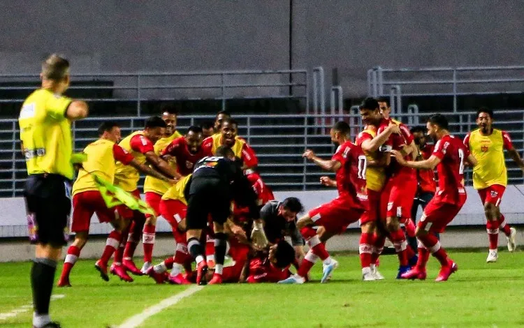 No Clássico das Multidões pelo Alagoano, o CRB tem vantagem sobre o rival CSA no retrospecto