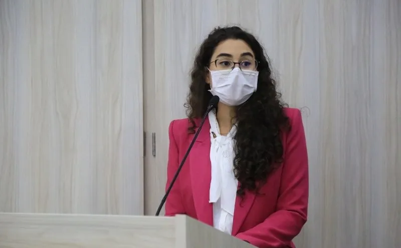 Vereadora Teca Nelma: “Mais uma vez eu sou atacada dentro dessa casa pelo meu gênero”