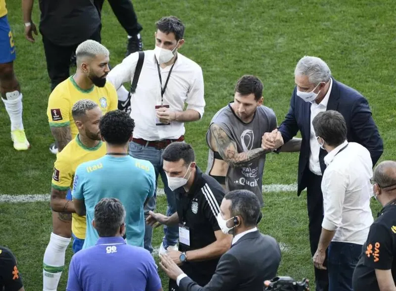 Brasileiros e argentinos podem se encontrar duas vezes antes do início da Copa do Mundo, no mês de novembro