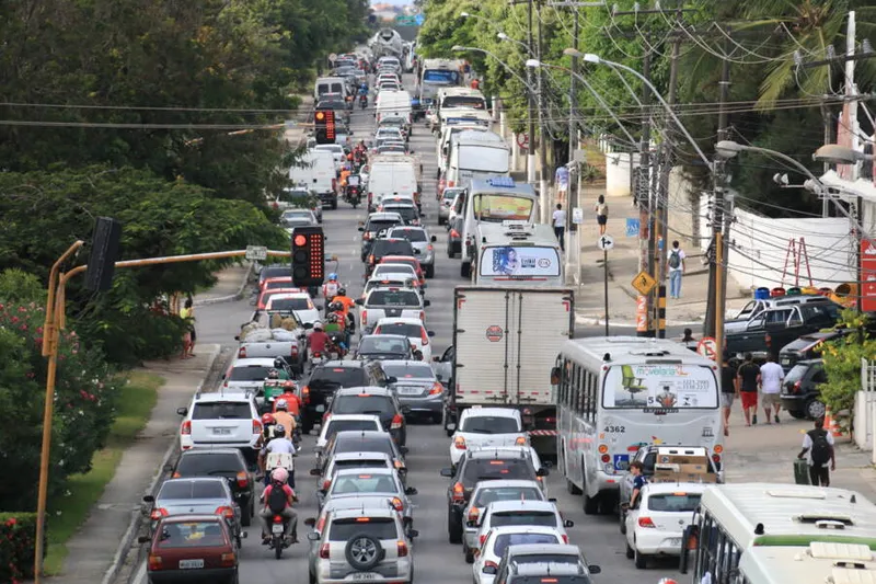 A frota de automóveis, os chamados carros de passeio, aumentou 3%, chegando a 401,7 mil