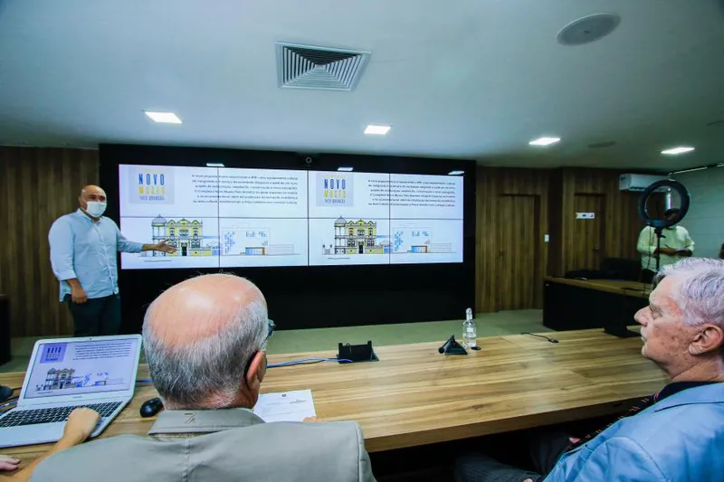 Imagem ilustrativa da imagem GOVERNO DO ESTADO E UFAL DISCUTEM PARCERIA PARA REFORMA DE MUSEU