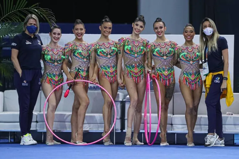 Seleção brasileira de ginástica rítmica se apresenta em Maceió, após participar das Olimpíadas de Tóquio