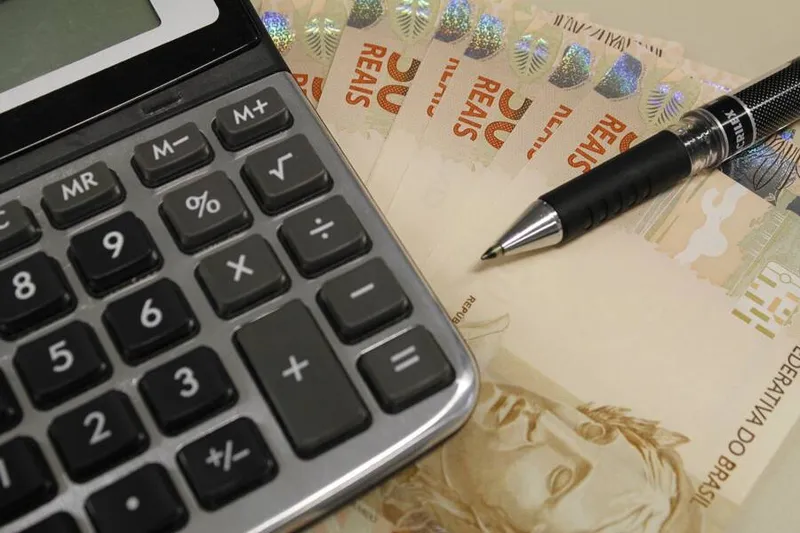 A indústria brasileira deve crescer 4,9% em 2021, e os serviços do País 4,5%, estima Ipea