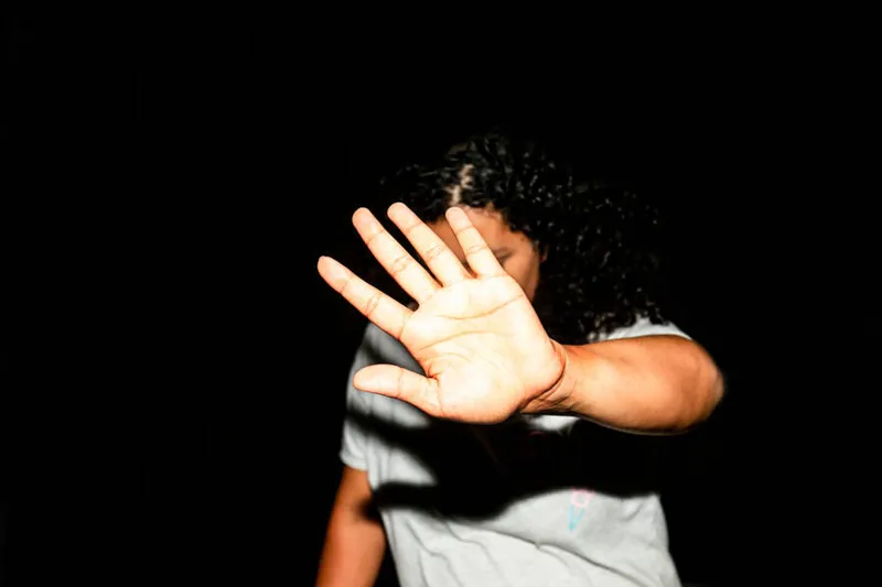 Maceió, 06 de março de 2020
Violência contra a mulher é todo ato que resulte em morte ou lesão física, sexual ou psicológica de mulheres, tanto na esfera pública quanto na privada.
Foto: ©Ailton Cruz