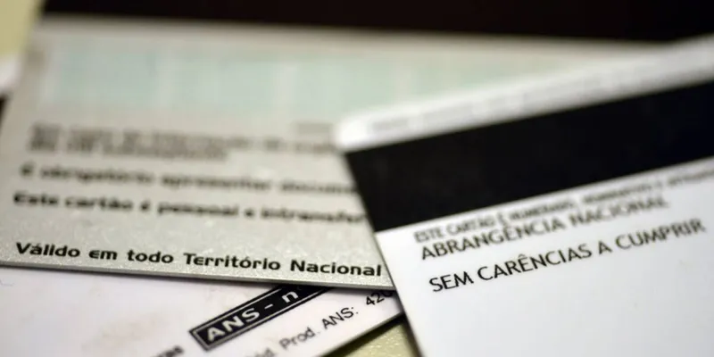 Imagem ilustrativa da imagem JUSTIÇA LIBERA CLIENTES DE PLANOS DE SAÚDE DE MULTA POR RESCISÃO