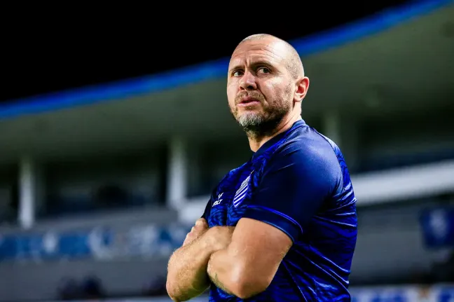 Treinador classificou a partida como "o pior jogo" no seu comando e não aprovou zoação da torcida maruja sobre o CRB
