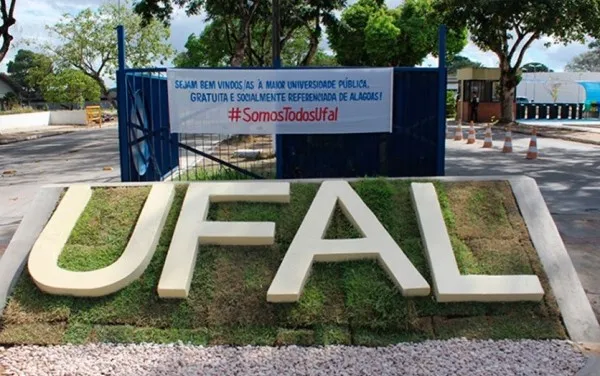 Ufal detectou um surto de Covid no campus de Maceió e suspendeu as atividades presenciai

