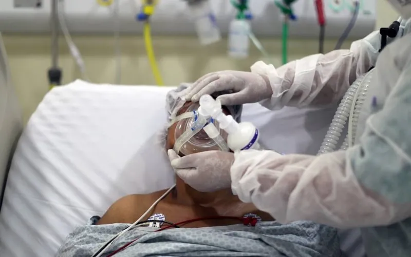 Imagem ilustrativa da imagem PANDEMIA DESACELERA EM AL, QUE TEM REDUÇÃO DE 58% DOS CASOS DE COVID
