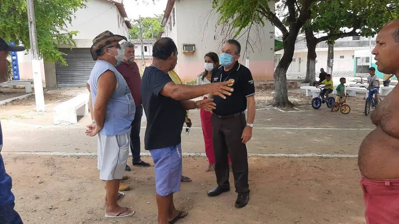 Imagem ilustrativa da imagem POLÍCIA VAI AO LOCAL ONDE BEBÊ FOI DEIXADA E PEDE AJUDA À POPULAÇÃO