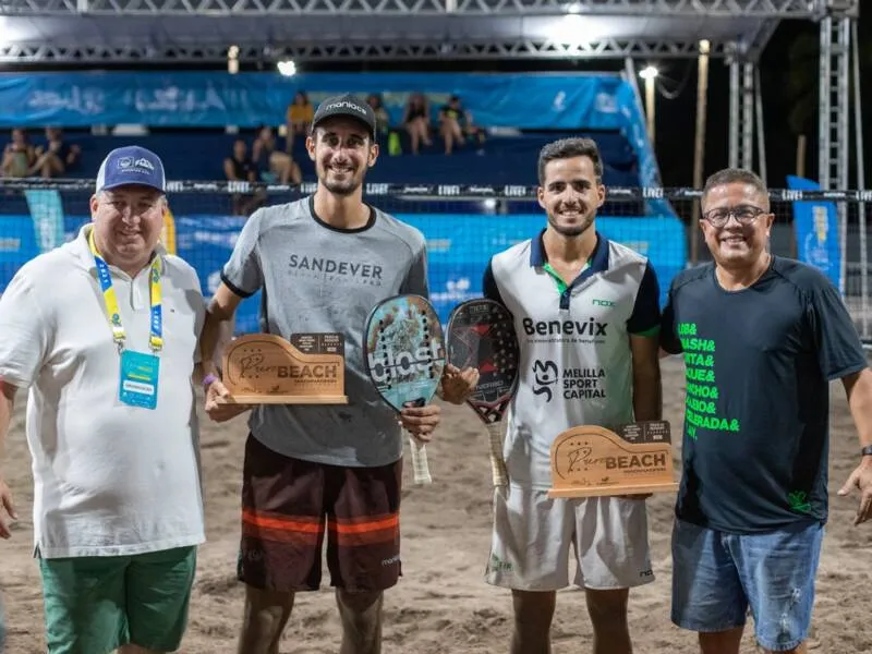 Michelle Cappelletti e Antomi Ramos foram campeões no torneio masculino, que aconteceu na Praia do Patacho