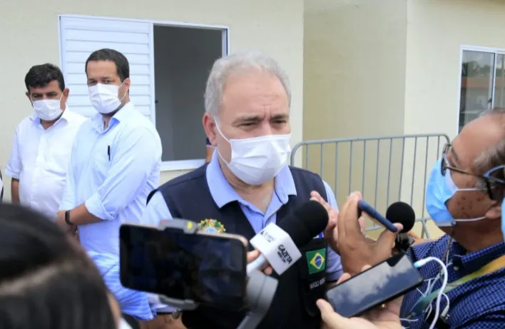Imagem ilustrativa da imagem QUEIROGA DESTACA ATUAÇÃO DE COLLOR EM DEFESA DE ALAGOAS