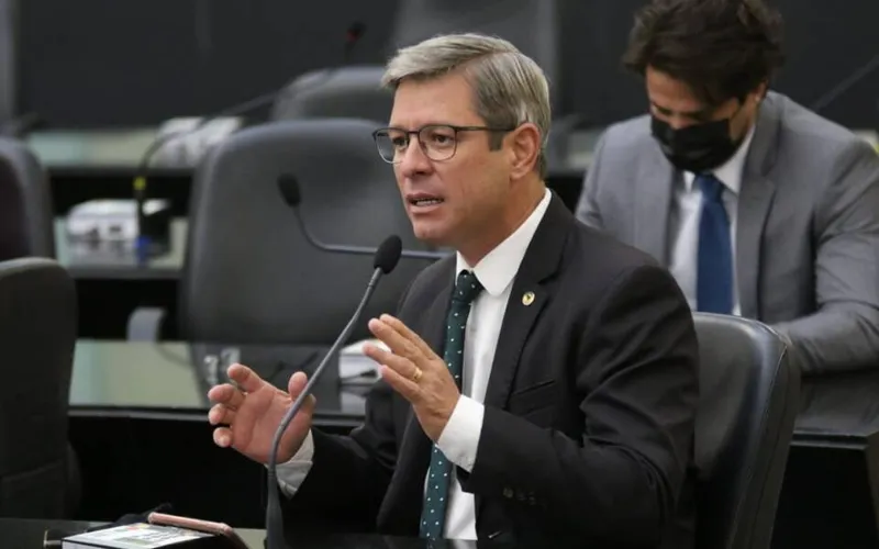 Cabo Bebeto: “Os policiais e bombeiros foram enganados com a Previdência Social”