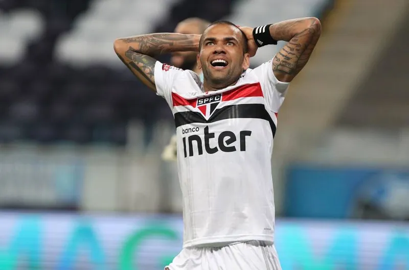 Jogador envolveu-se em polêmica durante sua saída do clube paulista, ainda na última temporada