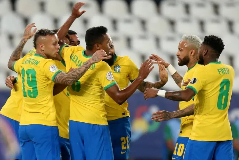 Seleção Brasileira volta a campo, nesta quinta (24), contra o Chile, no Maracanã
