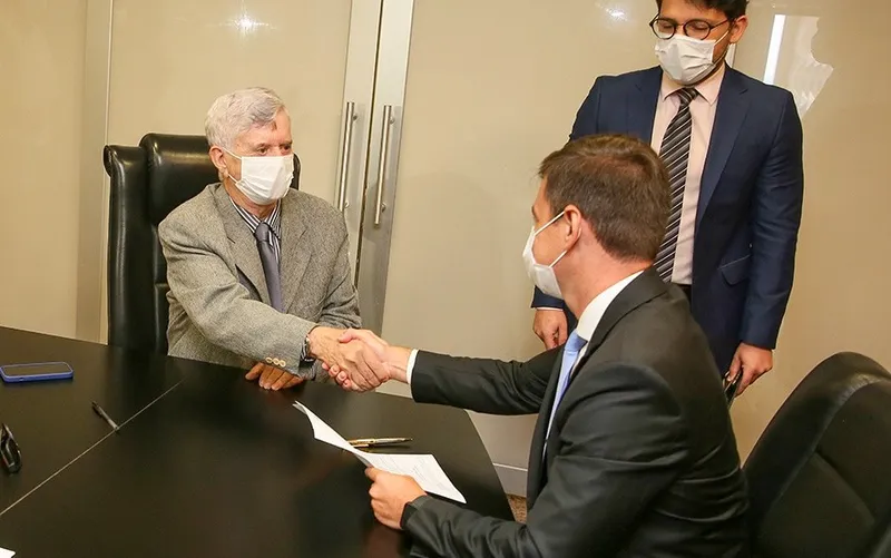 Imagem ilustrativa da imagem TJ COMUNICA OFICIALMENTE À OAB VAGA DE DESEMBARGADOR A SER OCUPADA POR ADVOGADO