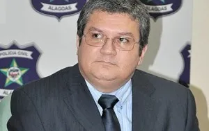 Imagem ilustrativa da imagem TJ EXTINGUE AÇÃO QUE INVESTIGAVA CERQUEIRA POR MORTE DE ADVOGADO