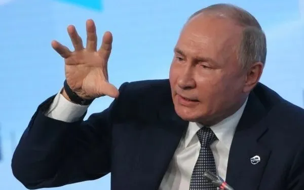Chefe da Ucrânia pediu apoio internacional contra o presidente russo Vladimir Putin