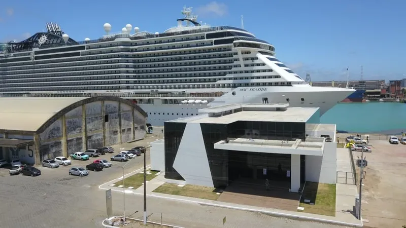 Imagem ilustrativa da imagem TRIPULANTES DE NAVIO DE CRUZEIRO SÃO ISOLADOS EM MACEIÓ COM COVID