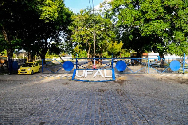 A retomada das aulas atende o calendário acadêmico do segundo semestre de 2021