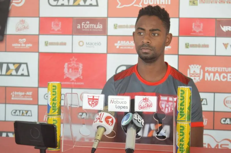 Wellington Carvalho chegou ao CRB em 2017, saiu em 2019 e retornou ao clube no ano passado