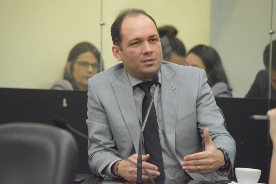 Imagem ilustrativa da imagem DEPUTADOS COBRAM INCLUSÃO DO FLEXAL NO PLANO DE COMPENSAÇÃO