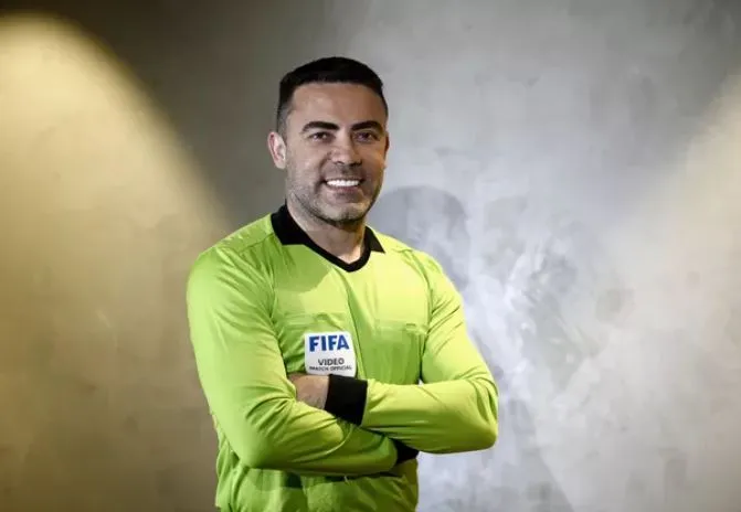 Igor Benevenuto é o primeiro árbitro Fifa a se declarar gay: “Sem filtro e finalmente eu mesmo”