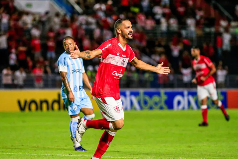 Anselmo Ramon tem um papel incontestável no elenco do CRB na Série B do Brasileiro, inclusive, sendo decisivo