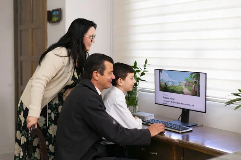 Congresso Mundial das Testemunhas de Jeová está ocorrendo de forma online
