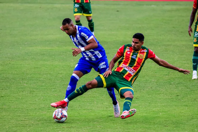 Maceió, 05 de junho de 2021
Lance do jogo entre CSA e Sampaio Corrêa, partida válida pela 2ª rodada da Série B do Campeonato Brasileiro, realizada no Estádio Rei Pelé em Maceió, Alagoas - Brasil.
Foto: Ailton Cruz