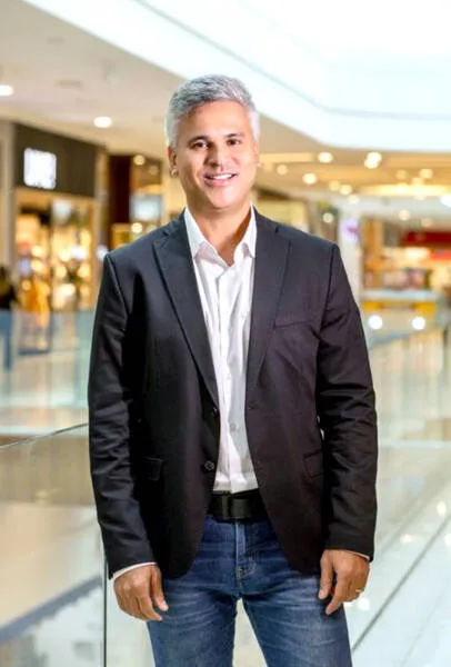 LEONARDO FRANCO, superintendente do Parque Shopping, realizou esta semana a doação de 2 mil cones para ampliar a sinalização das faixas reservadas aos ciclistas aos finais de semana