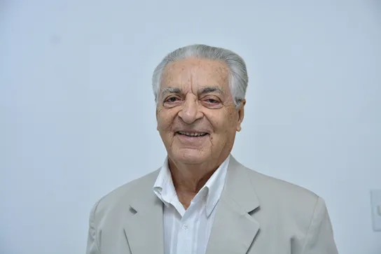 Imagem ilustrativa da imagem EMPRESÁRIO JOSÉ GUIDO COMPLETA 90 ANOS NESTA TERÇA-FEIRA