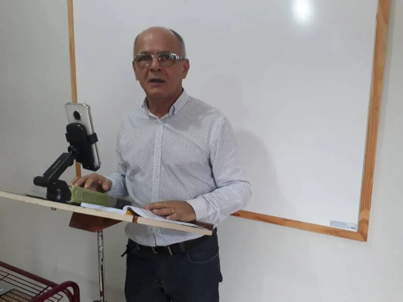 Pastor Miguel compartilha o ensino da EBD deste domingo falando sobre Igreja e sua responsabilidade missionária