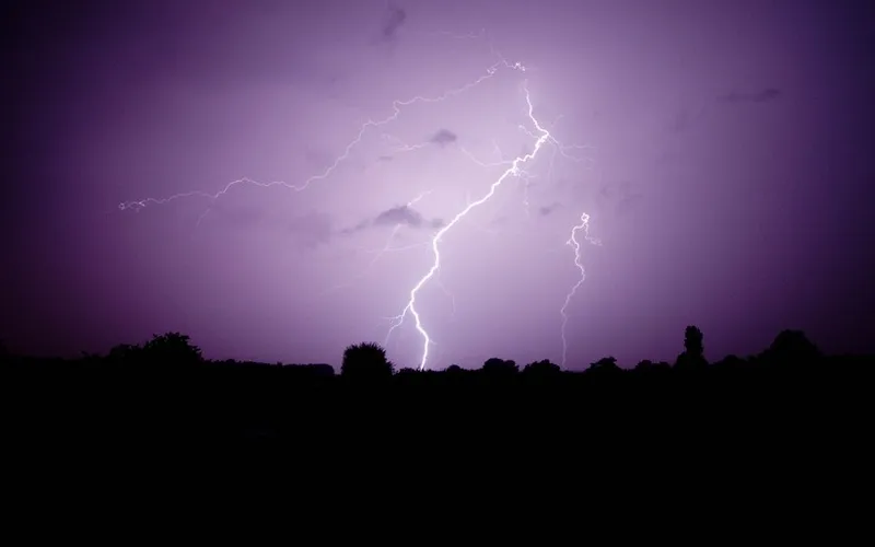 Imagem ilustrativa da imagem INMET ALERTA PARA PERIGO CAUSADO POR FORTE CHUVA EM 85 CIDADES DE AL