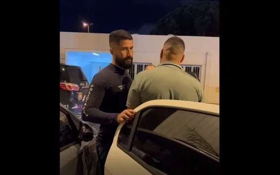 O delegado Fábio Costa, responsável pela investigação do atentado, confirmou que o suspeito de cometer o crime tentou intervir em briga