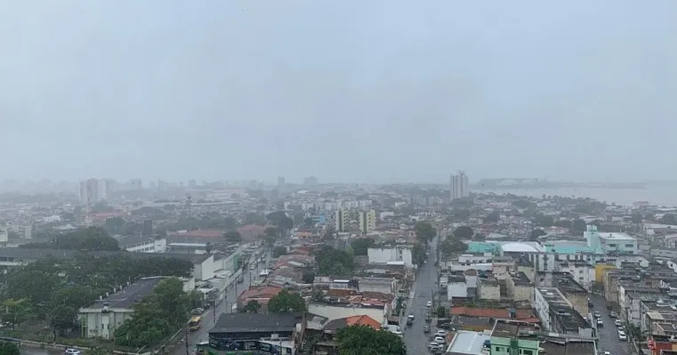 Defesa Civil Municipal alerta população para o risco de desabamento em áreas de risco