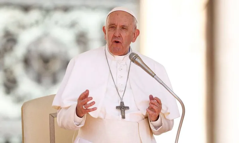 Imagem ilustrativa da imagem PAPA NEGA RENÚNCIA E DESMENTE RUMORES DE QUE TENHA CÂNCER