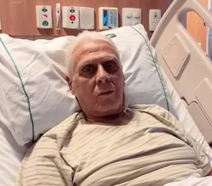 Ídolo do Vasco, Roberto Dinamite tem lutado contra o câncer e foi internado para tratar uma infecção