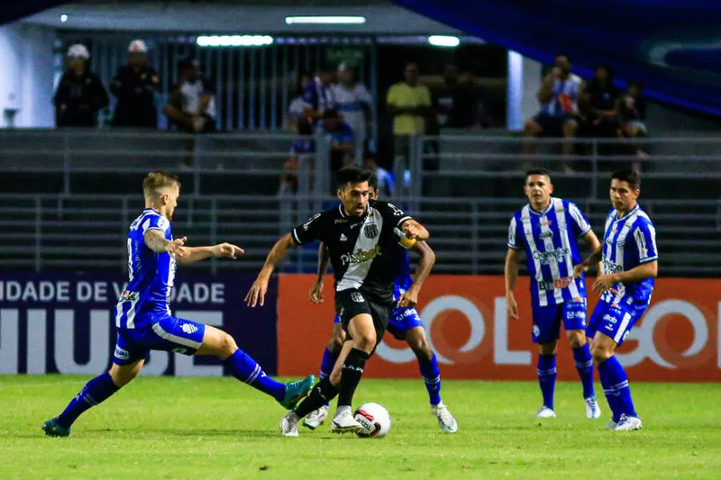 CSA vem de derrota para a Ponte, por 1 a 0, em pleno Rei Pelé, e é o vice-lanterna da Série B