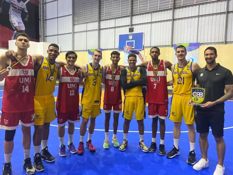 Garotos do basquete 3x3 do CRB treinaram com a Seleção Brasileira da modalidade